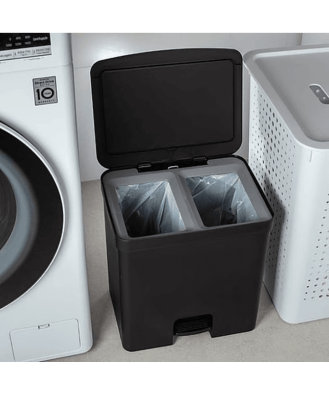 Lixeira de Pedal Trium Duplo Compartimento Preto 20 Litros